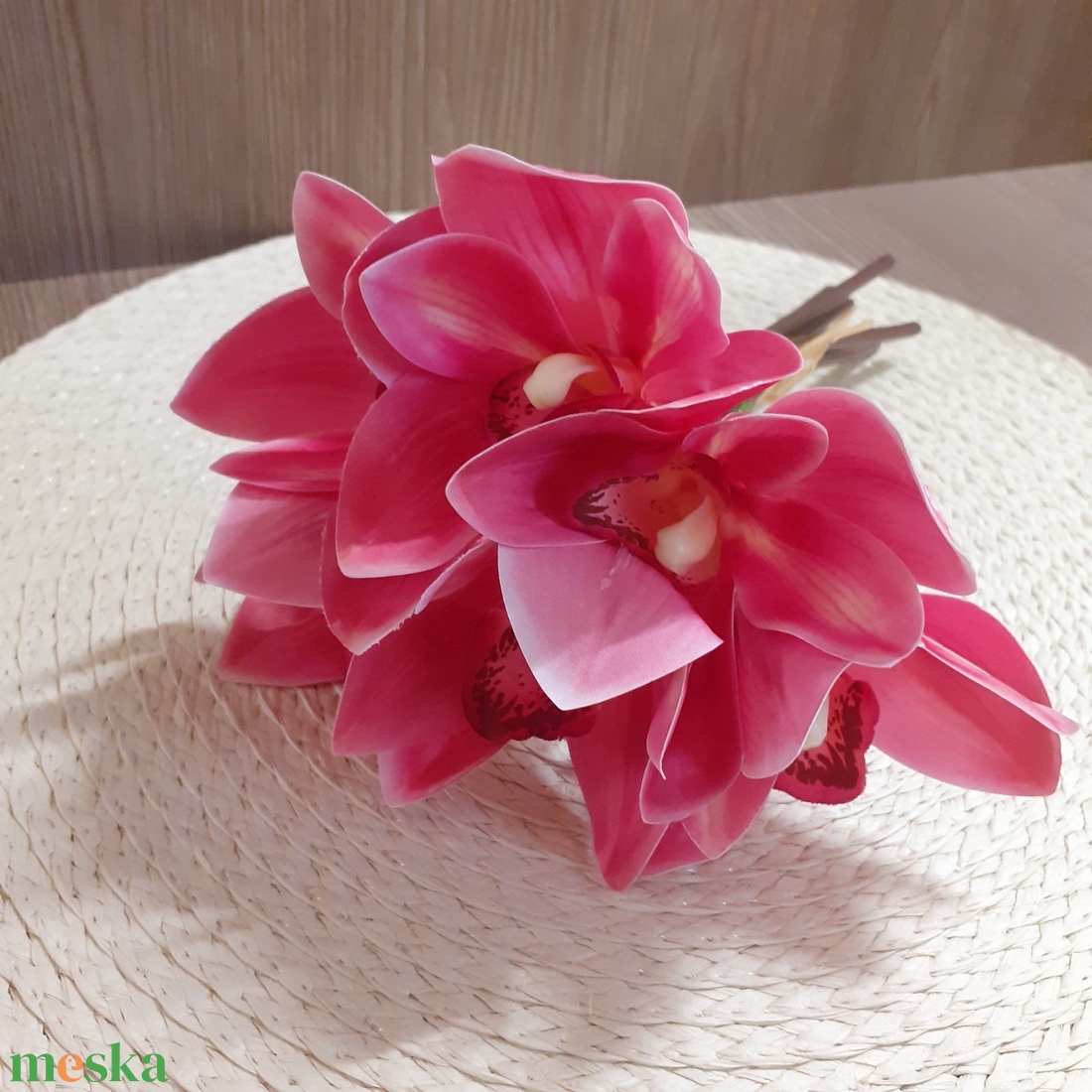Gumis élethű orchidea csokor - otthon & életmód - dekoráció - virágdísz és tartó - csokor & virágdísz - Meska.hu Gumis élethű orchidea csokor - otthon & életmód - dekoráció - virágdísz és tartó - csokor & virágdísz - Meska.hu