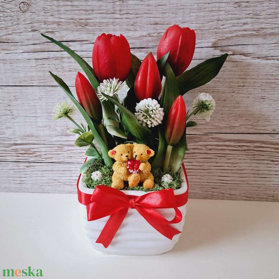 Tulipános dekoráció macipárral - otthon & életmód - dekoráció - asztal és polc dekoráció - asztaldísz - Meska.hu Tulipános dekoráció macipárral - otthon & életmód - dekoráció - asztal és polc dekoráció - asztaldísz - Meska.hu