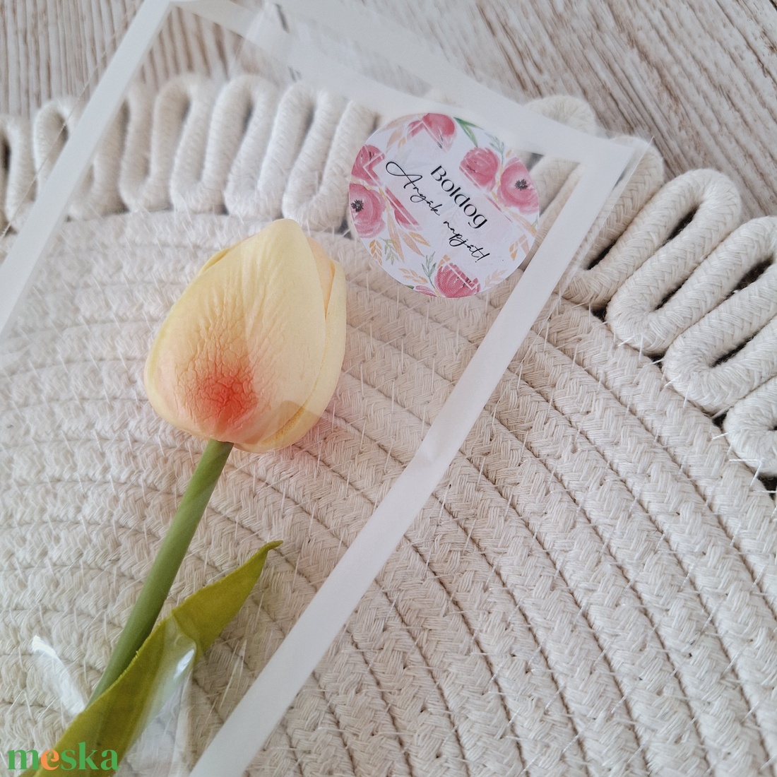 Szálas habgumi tulipán celofán csomagolásban-barack II. - otthon & életmód - dekoráció - asztal és polc dekoráció - asztaldísz - Meska.hu Szálas habgumi tulipán celofán csomagolásban-barack II. - otthon & életmód - dekoráció - asztal és polc dekoráció - asztaldísz - Meska.hu