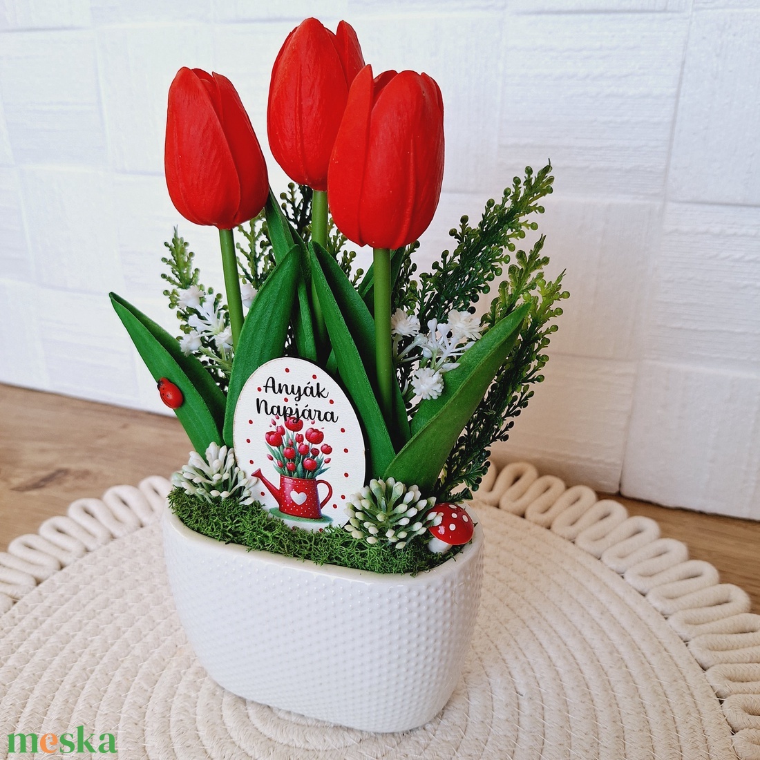 Anyák napi tulipán-piros - otthon & életmód - dekoráció - asztal és polc dekoráció - asztaldísz - Meska.hu