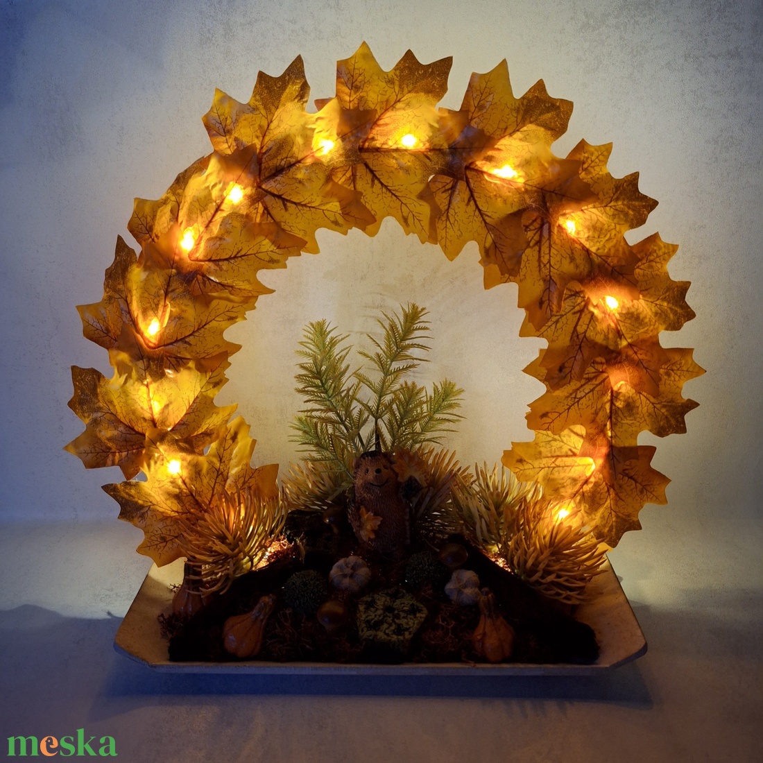 Ledes őszi dekoráció sünivel - otthon & életmód - dekoráció - asztal és polc dekoráció - asztaldísz - Meska.hu Ledes őszi dekoráció sünivel - otthon & életmód - dekoráció - asztal és polc dekoráció - asztaldísz - Meska.hu