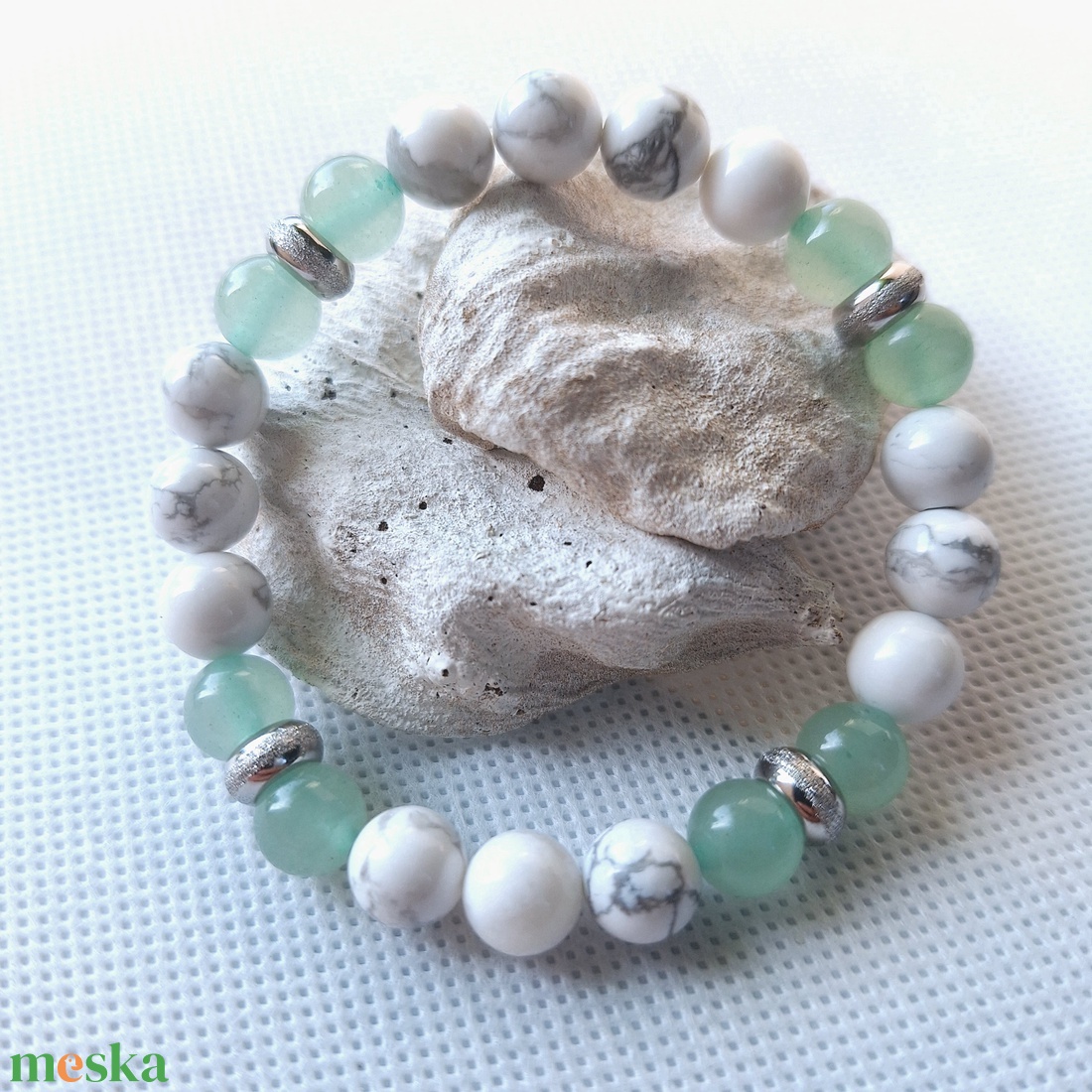 Howlit- Aventurin ásvány karkötő - ékszer - karkötő - gyöngyös karkötő - Meska.hu