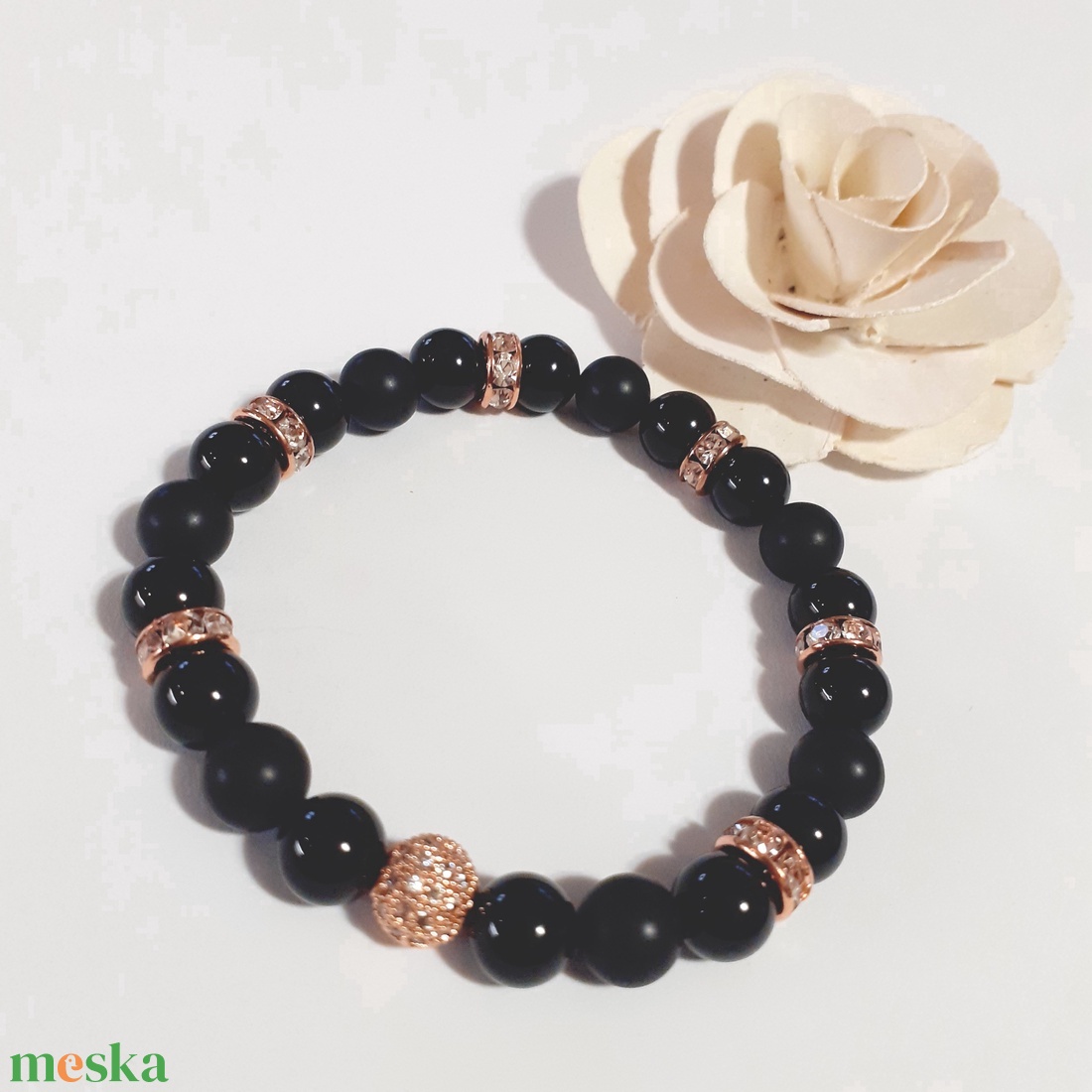 Rózsaarany strasszos ónix ásvány karkötő - ékszer - karkötő - gyöngyös karkötő - Meska.hu Rózsaarany strasszos ónix ásvány karkötő - ékszer - karkötő - gyöngyös karkötő - Meska.hu