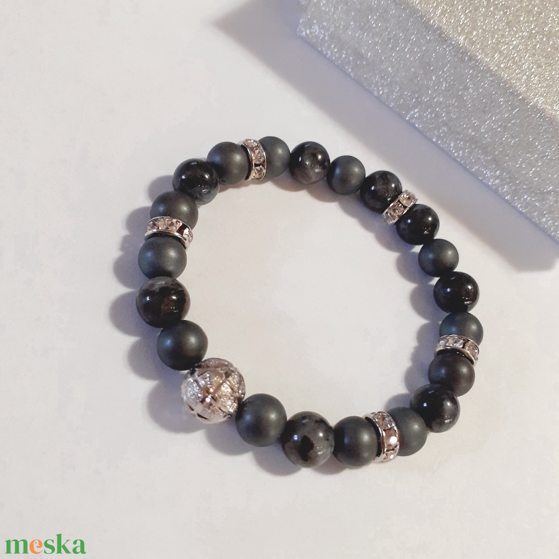 Larvikit-hematit ásvány karkötő - ékszer - karkötő - gyöngyös karkötő - Meska.hu