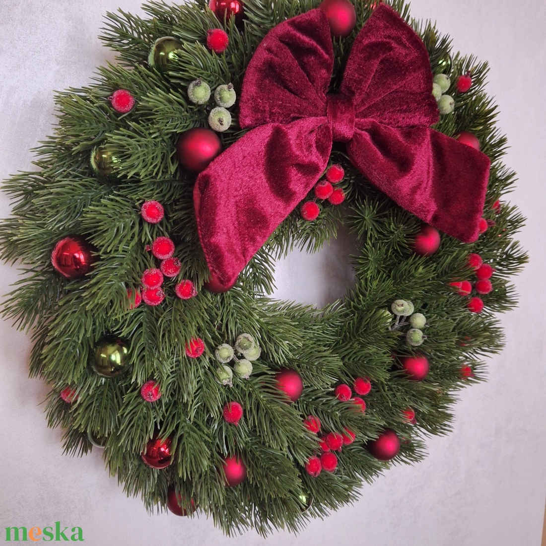 Ledes karácsonyi ajtódísz-bordó - karácsony - karácsonyi lakásdekoráció - karácsonyi ajtódíszek - Meska.hu