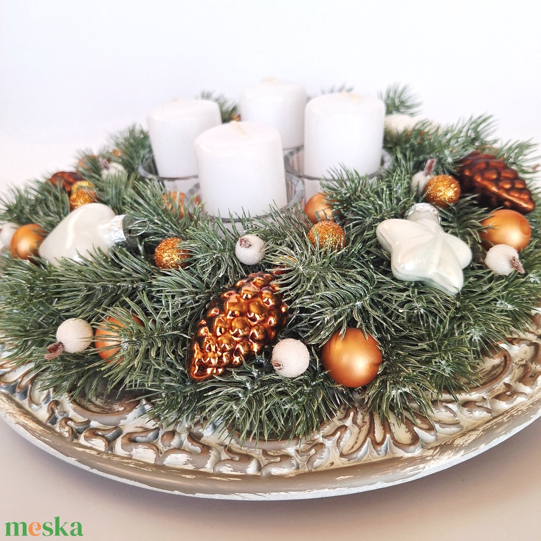Adventi asztaldísz bronz-fehér - karácsony - adventi díszek - adventi koszorú - Meska.hu