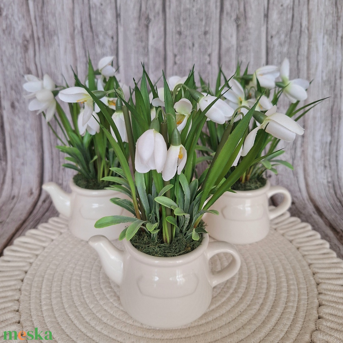 Élethű hóvirág kerámia kancsóban - otthon & életmód - dekoráció - asztal és polc dekoráció - asztaldísz - Meska.hu