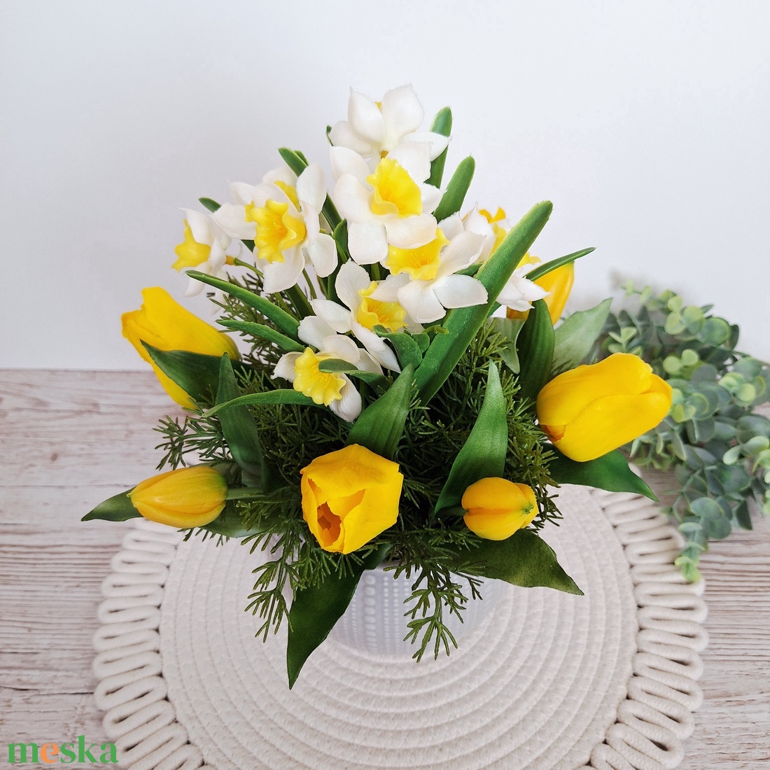 Tavaszi tulipános asztaldísz III. - otthon & életmód - dekoráció - asztal és polc dekoráció - asztaldísz - Meska.hu