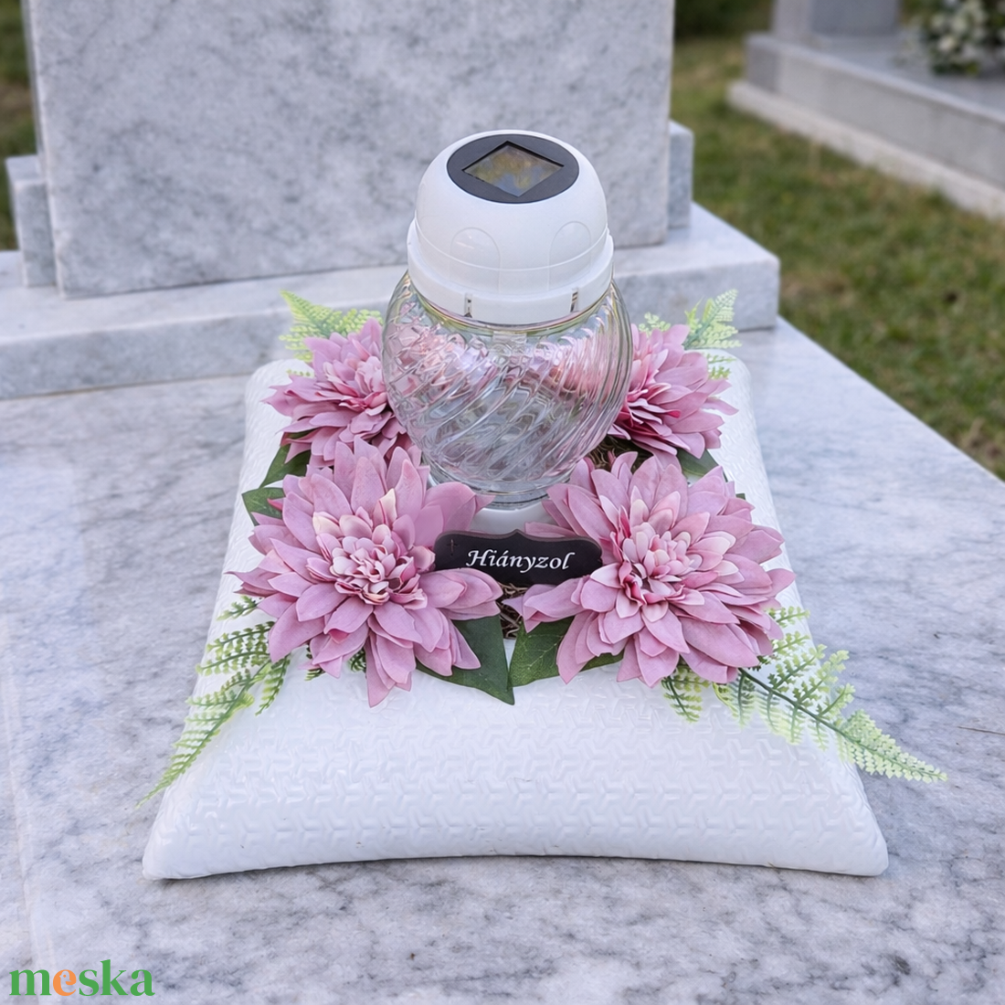 Sírdísz napelemes mécsessel  - otthon & életmód - vallás - temetkezési tárgy - temetői gyertyák, mécsesek - Meska.hu