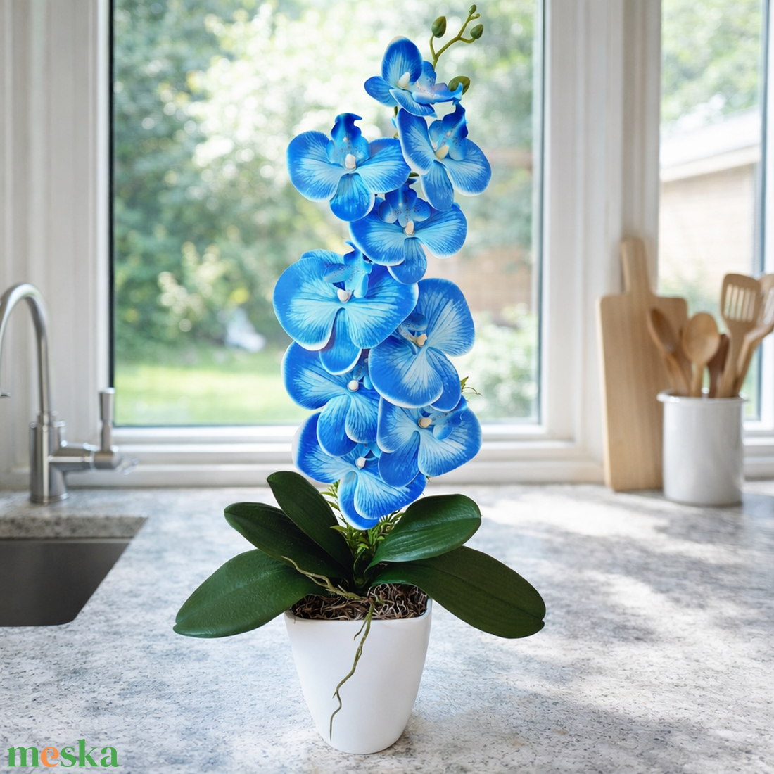 Orchidea dekoráció kerámia kaspóban-kék - otthon & életmód - virágdekoráció - virágdíszek - virágdísz kaspóban - Meska.hu