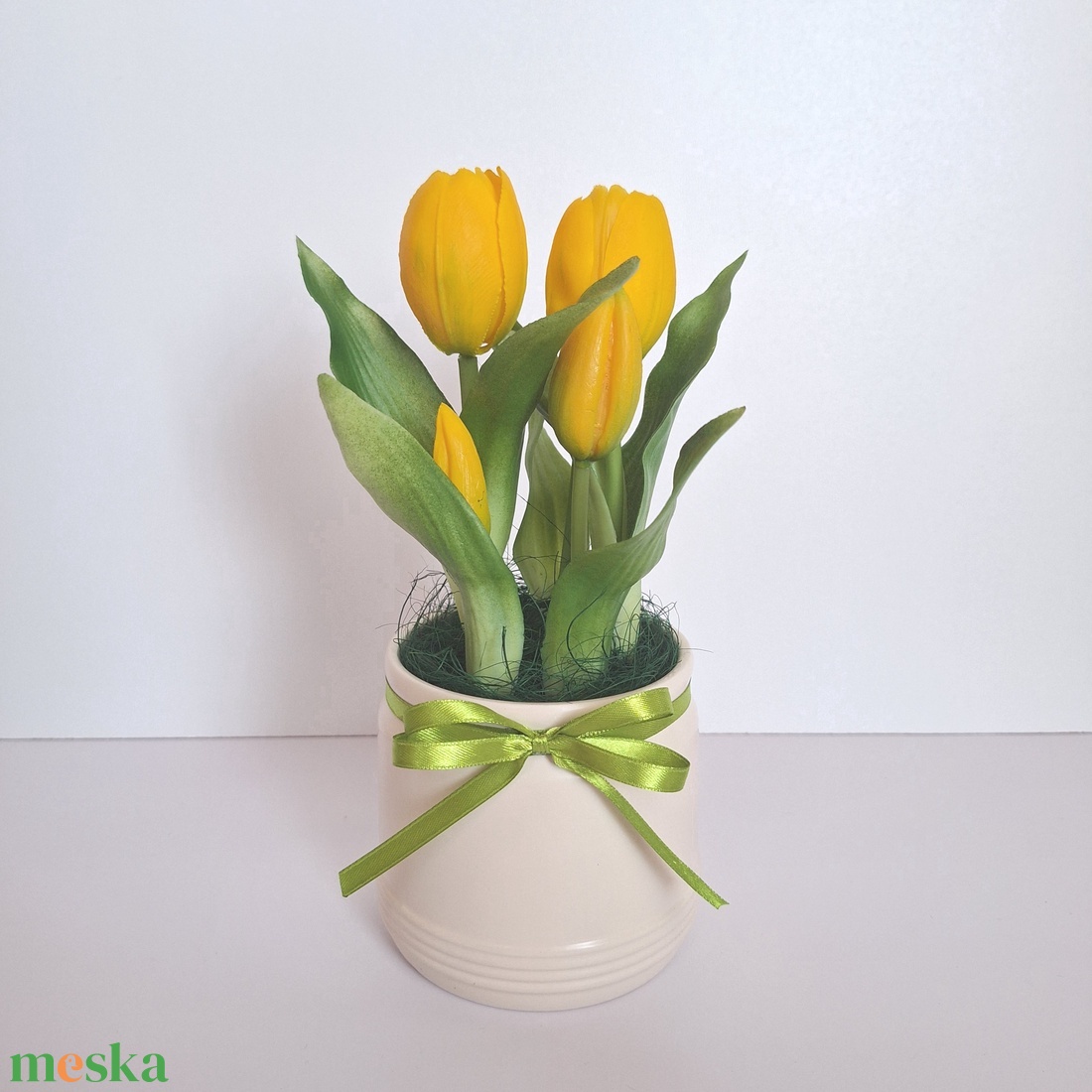 Élethű tulipánok kerámia kaspóban-rózsaszín - otthon & életmód - dekoráció - asztal és polc dekoráció - asztaldísz - Meska.hu