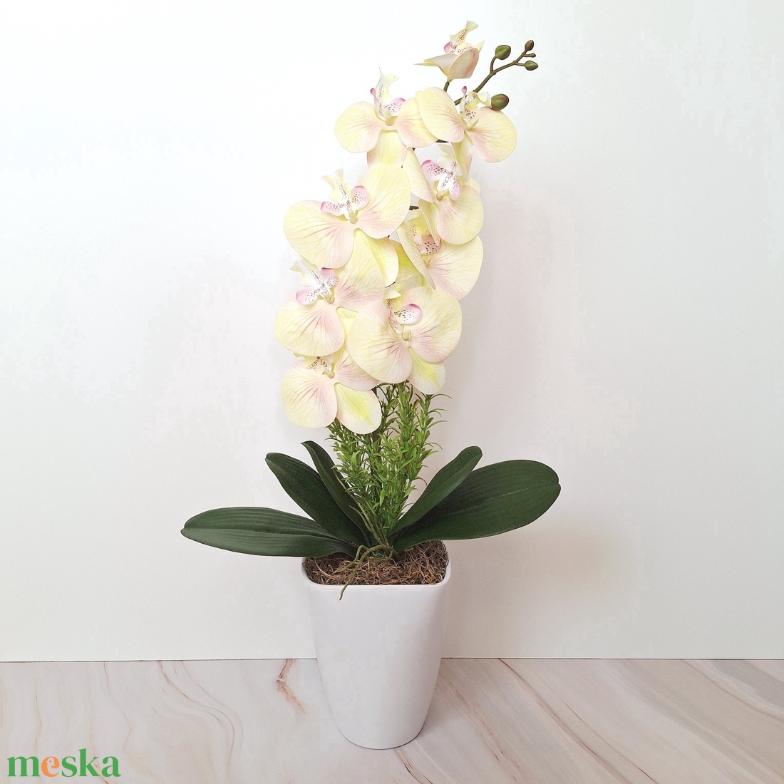 Orchidea dekoráció kerámia kaspóban IV. - otthon & életmód - virágdekoráció - virágdíszek - virágdísz kaspóban - Meska.hu
