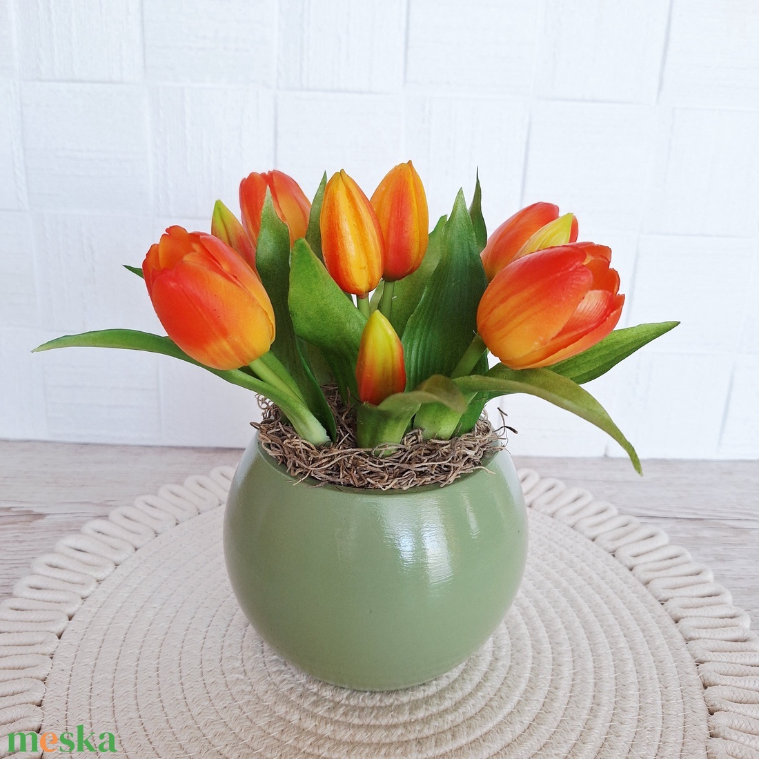 Tulipánok kerámia gömb kaspóban-narancs - otthon & életmód - dekoráció - asztal és polc dekoráció - asztaldísz - Meska.hu