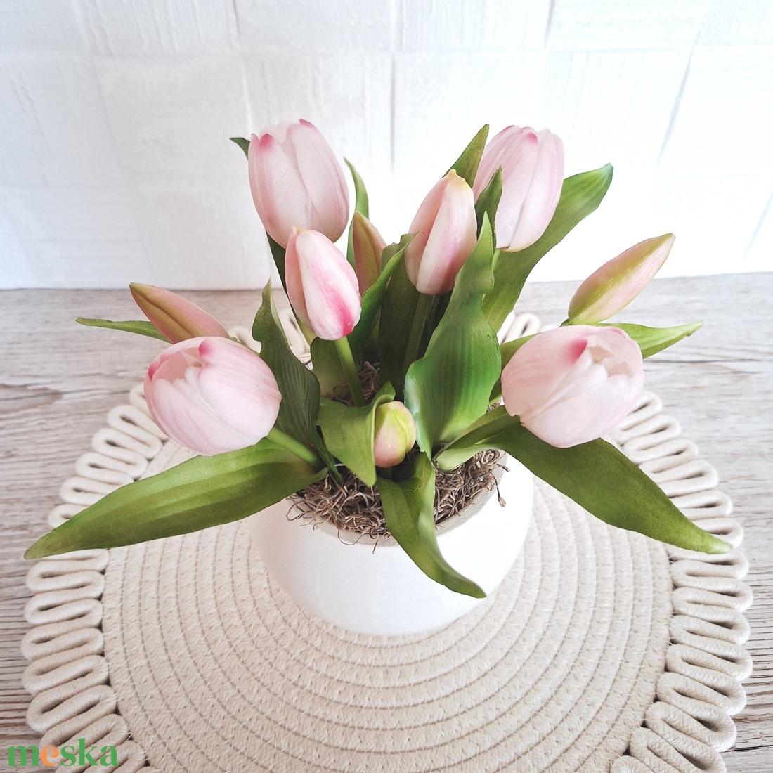 Tulipánok kerámia gömb kaspóban-rózsaszín - otthon & életmód - dekoráció - asztal és polc dekoráció - asztaldísz - Meska.hu