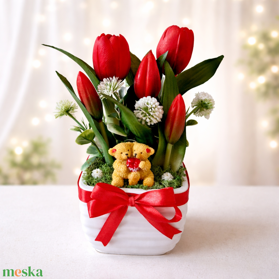 Tulipános dekoráció macipárral - otthon & életmód - virágdekoráció - virágdíszek - virágdísz kaspóban - Meska.hu
