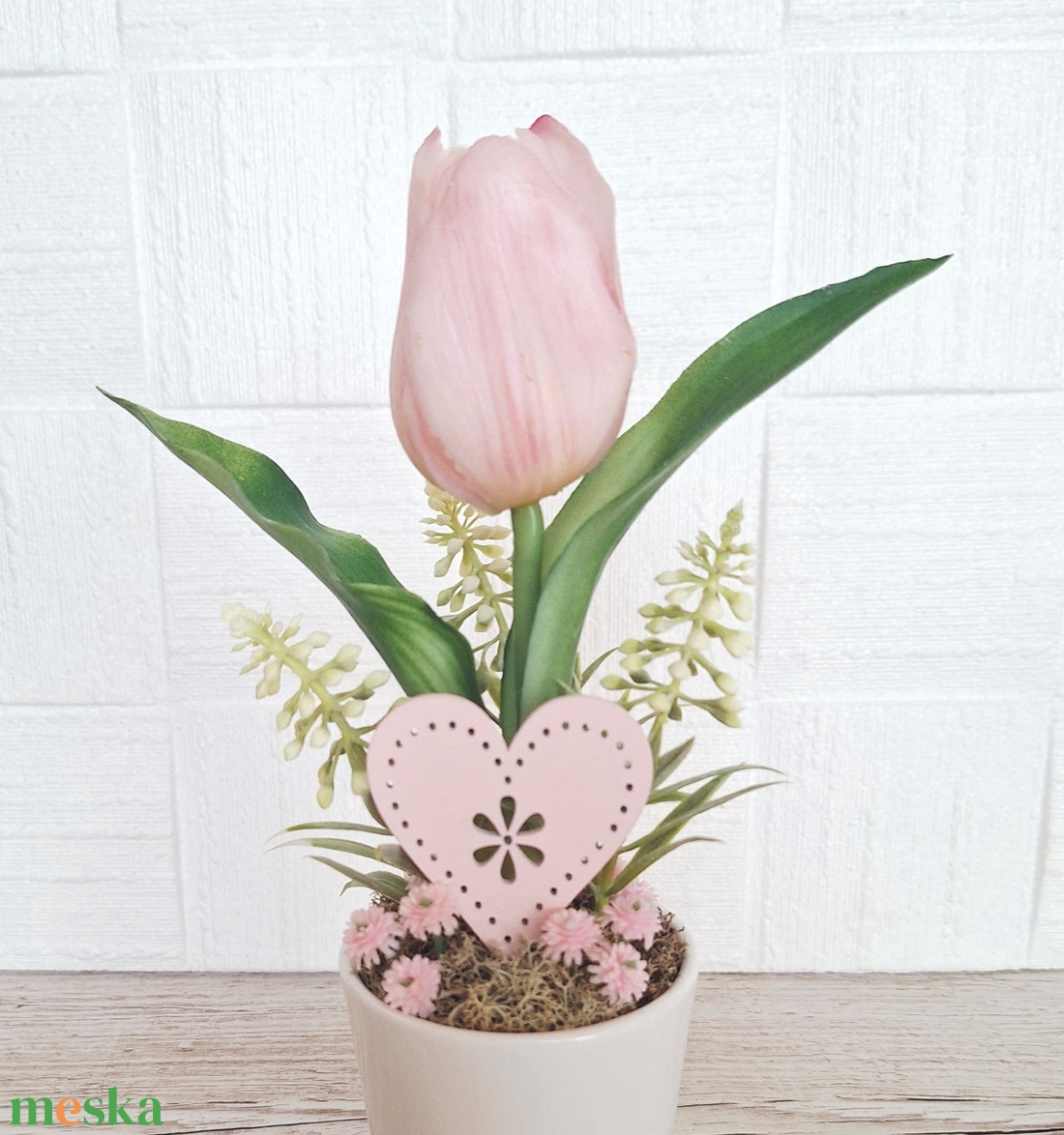 Élethű tulipán kerámia kaspóban-rózsaszín - otthon & életmód - virágdekoráció - virágdíszek - virágdísz kaspóban - Meska.hu