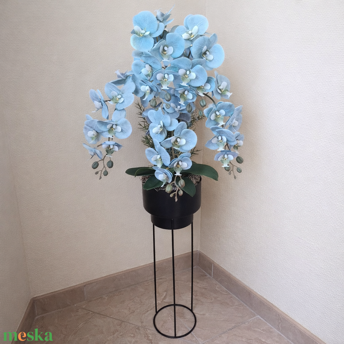 Állványos orchidea dekoráció  - otthon & életmód - virágdekoráció - virágdíszek - virágdísz kaspóban - Meska.hu