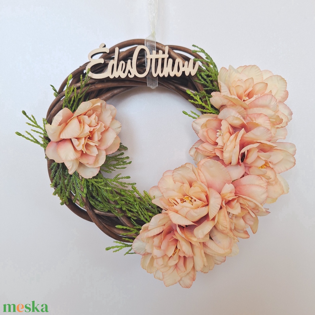 Kopogtató selyemvirágokkal  - otthon & életmód - dekoráció - ajtó- és ablak dekoráció - ajtódísz & kopogtató - Meska.hu