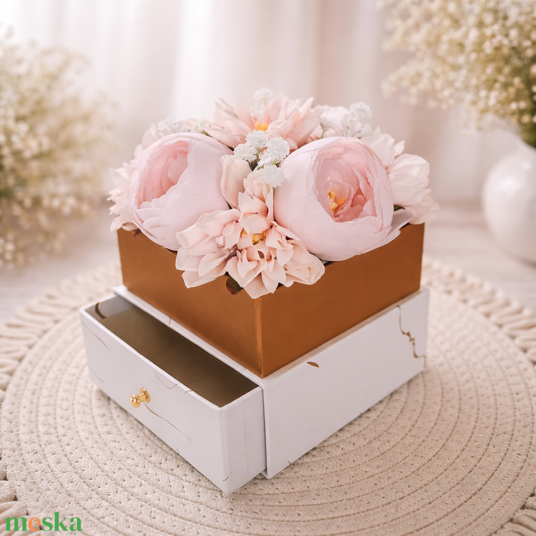 Fiókos virágbox ballagásra,esküvőre,évfordulóra - otthon & életmód - virágdekoráció - virágok - virágbox - Meska.hu