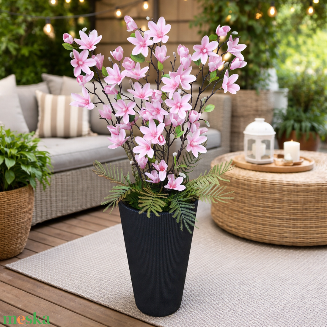 Magnólia dekoráció magas kaspóban - otthon & életmód - virágdekoráció - virágdíszek - virágdísz kaspóban - Meska.hu