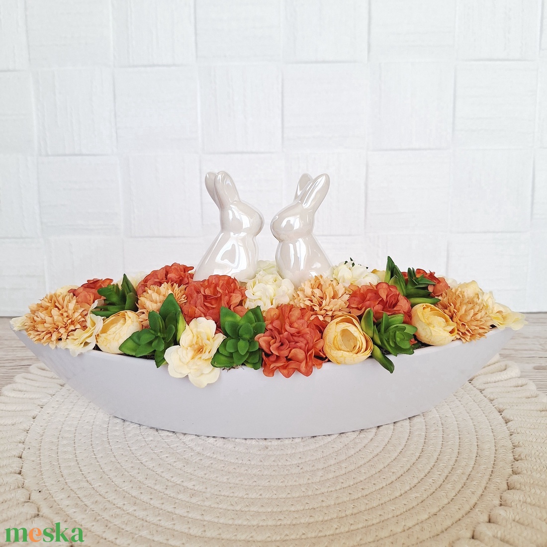   Húsveti asztaldísz kerámia nyuszikkal - ünnepi díszek, dekorációk - húsvéti díszek és dekorációk - húsvéti virágos díszek - Meska.hu