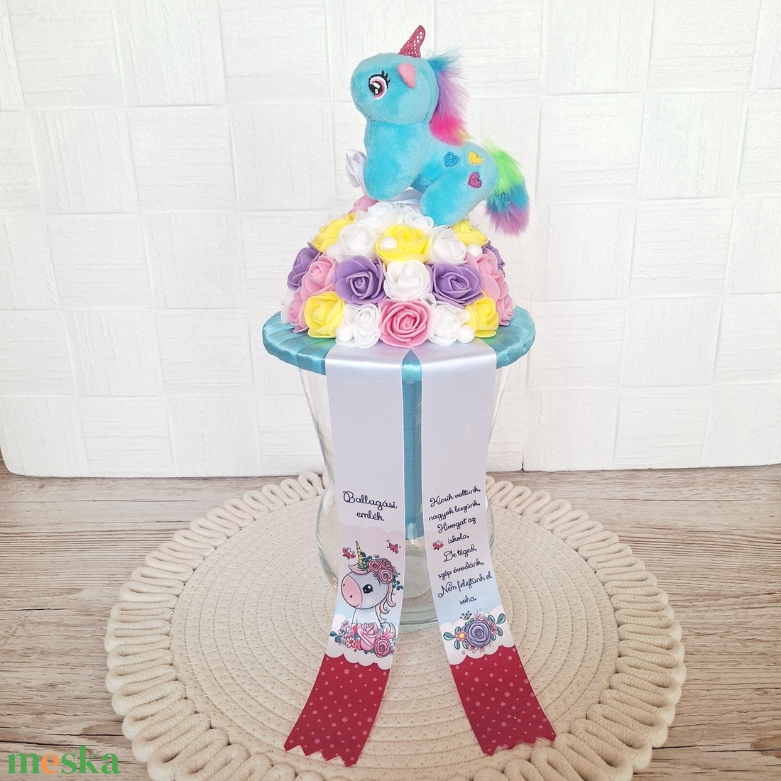 Ovis ballagási csokor plüss unikornissal III. - otthon & életmód - virágdekoráció - virágok - virágcsokor - Meska.hu