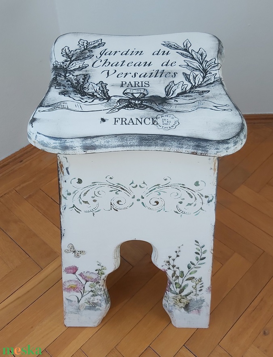 Fehér hokedli - otthon & életmód - bútor - más bútor - Meska.hu