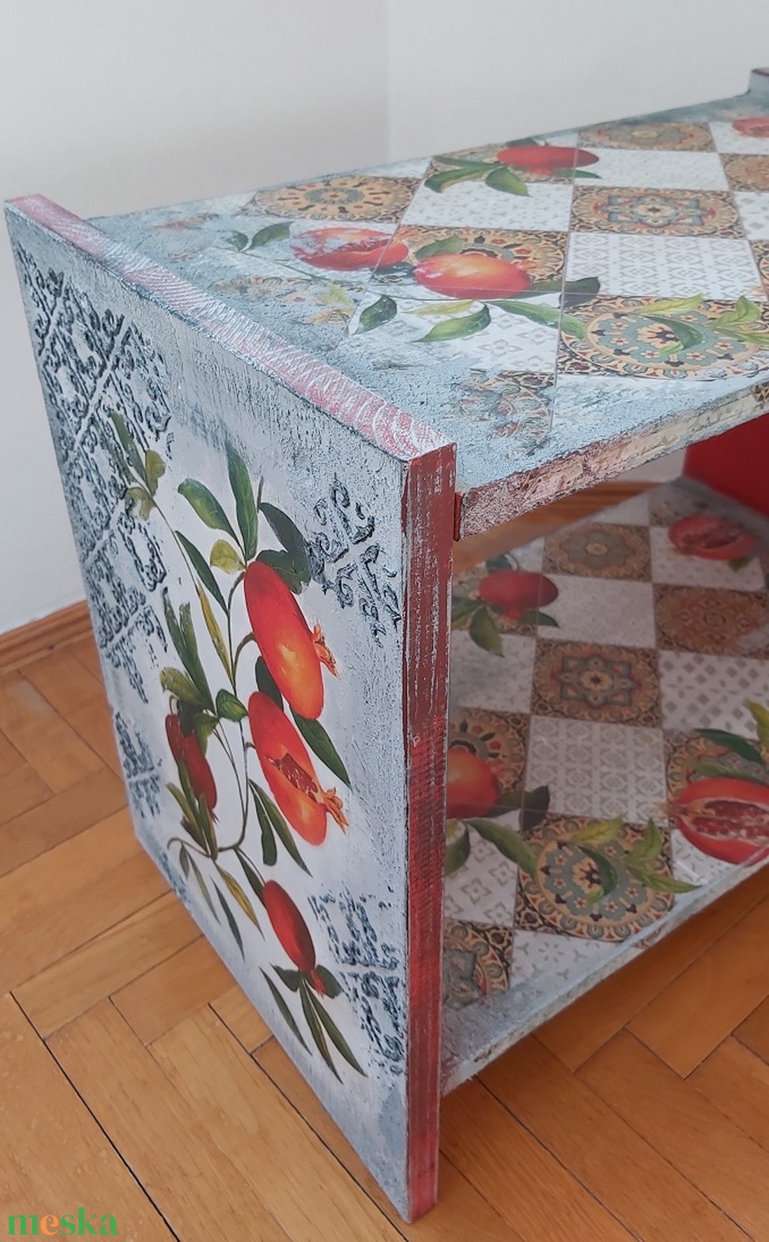 Éjjeli szekrény, polc, kispolc - otthon & életmód - bútor - szekrény - Meska.hu