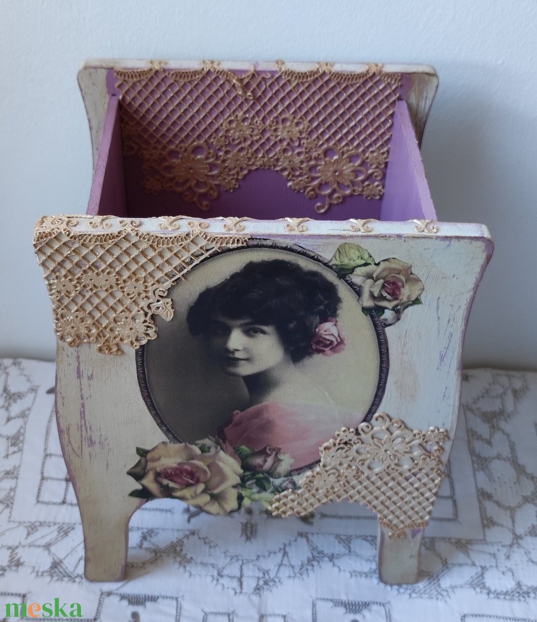 Romantikus tároló, mini szekrényke - otthon & életmód - tárolás & rendszerezés - íróasztali tároló - Meska.hu