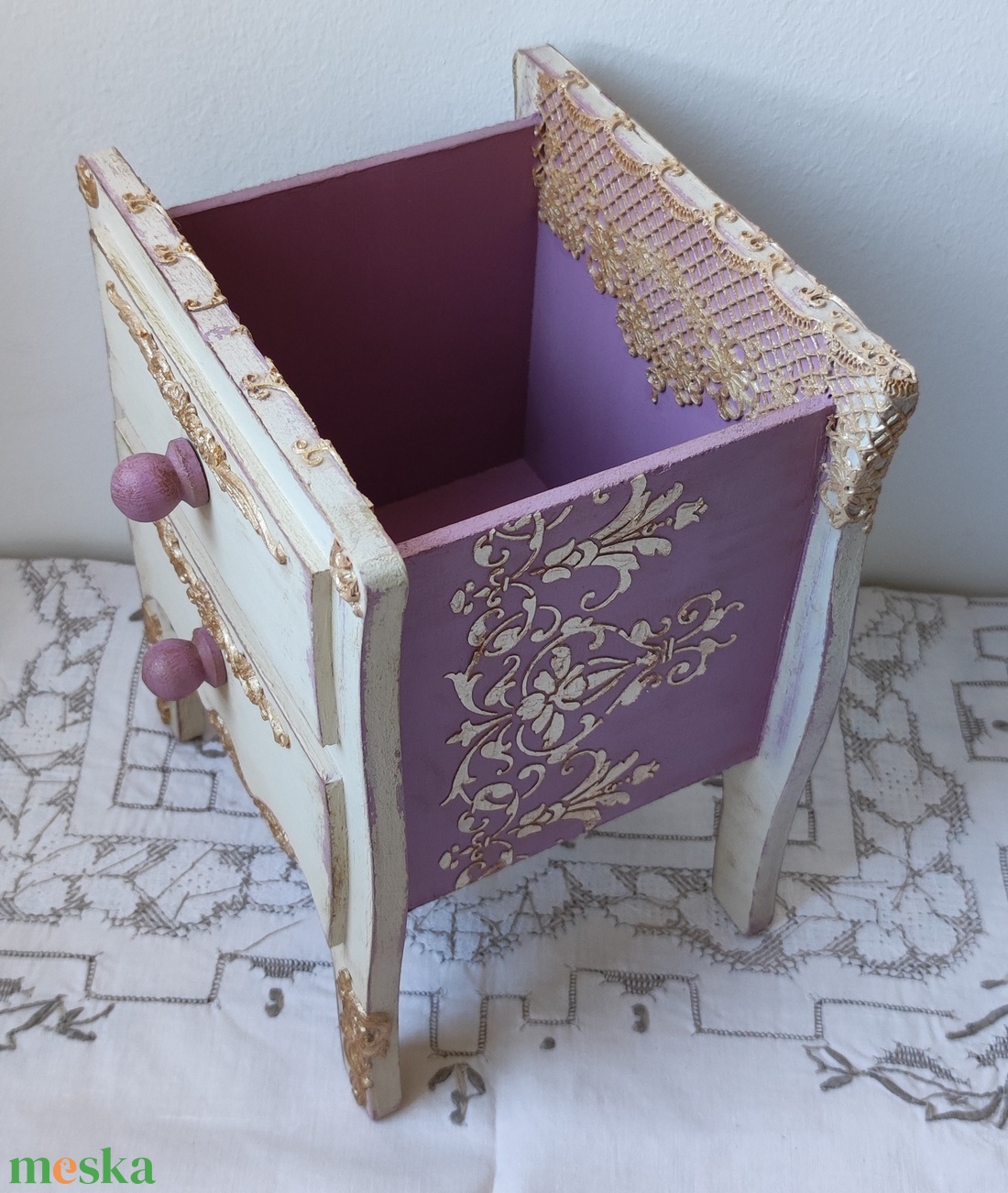 Romantikus tároló, mini szekrényke - otthon & életmód - tárolás & rendszerezés - íróasztali tároló - Meska.hu