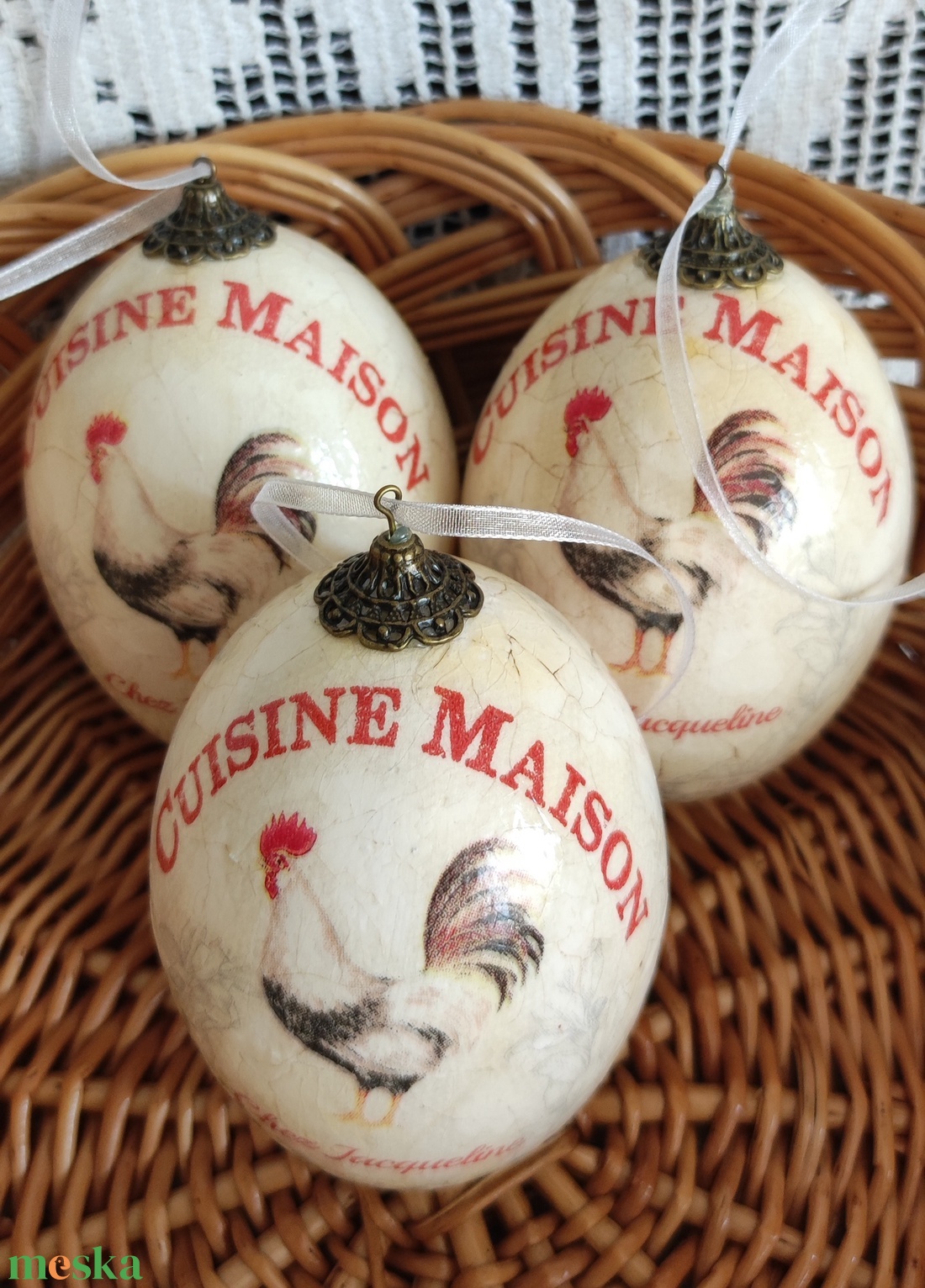 Felakasztható tojások antikolással - ünnepi díszek, dekorációk - húsvéti díszek és dekorációk - húsvéti tojás, hímestojás - Meska.hu