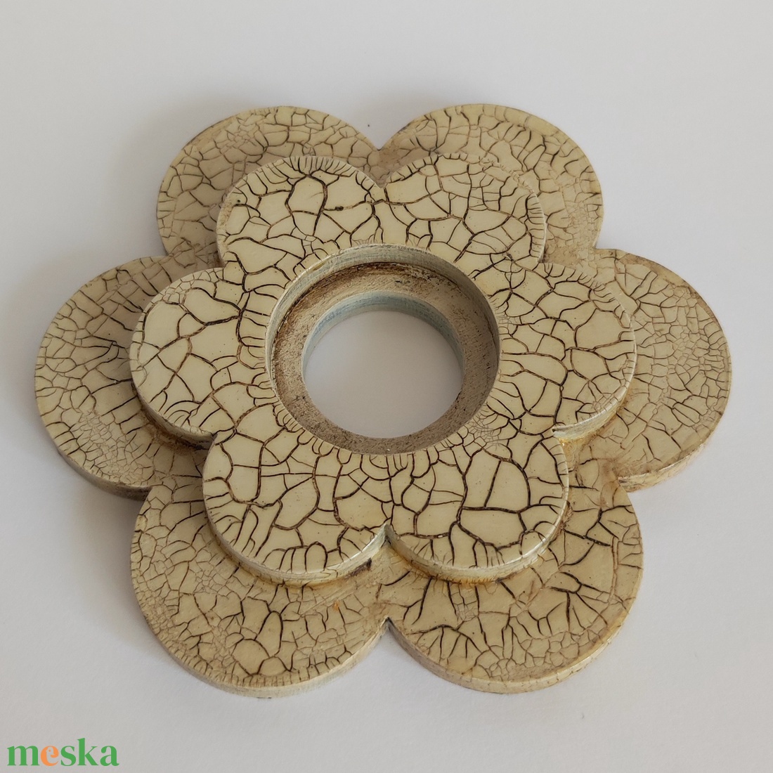 Antikolt fa tojástartó - ünnepi díszek, dekorációk - húsvéti díszek és dekorációk - húsvéti tojástartó - Meska.hu