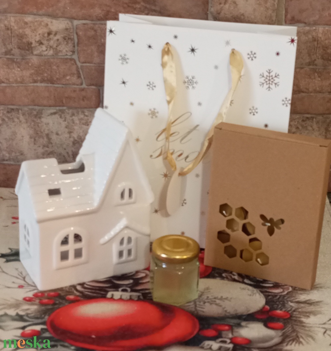 Karácsonyi ajándék csomag  - karácsony - karácsonyi ajándékozás - karácsonyi ajándékcsomagolás - Meska.hu