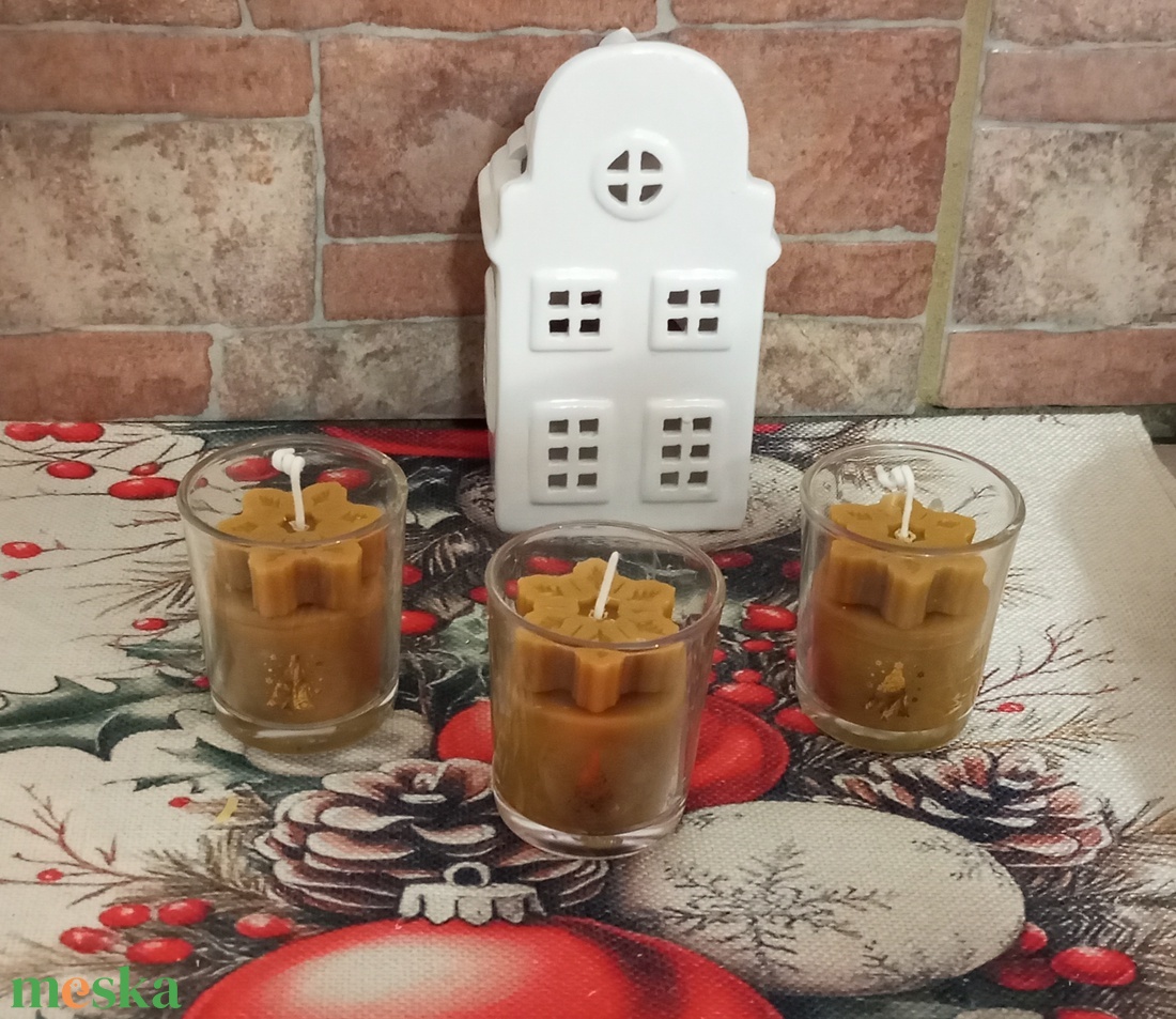 Poharas méhviasz gyertya  - karácsony - karácsonyi lakásdekoráció - karácsonyi illatgyertya, mécses - Meska.hu