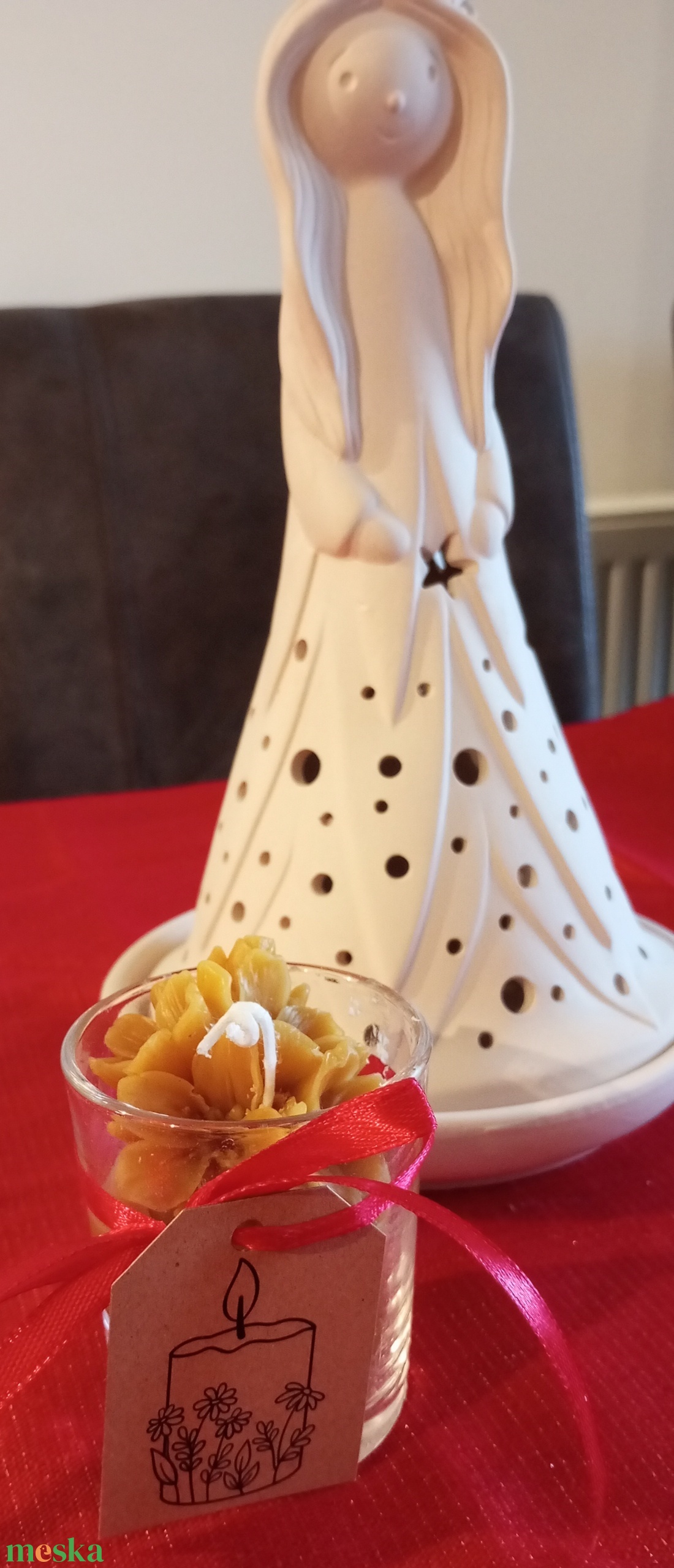 Poháras méhviasz gyertya cseresznye virággal  - otthon & életmód - gyertya, illat, aroma - gyertya - Meska.hu