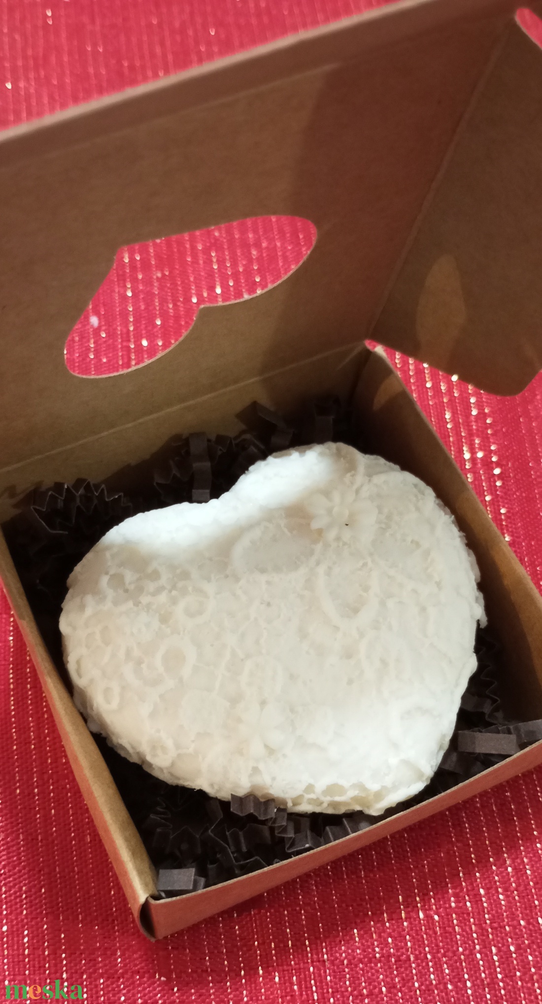 Díszdobozban szív alakú méhviaszos szappan  - szépségápolás - szappan & fürdés - kézműves szappan - Meska.hu