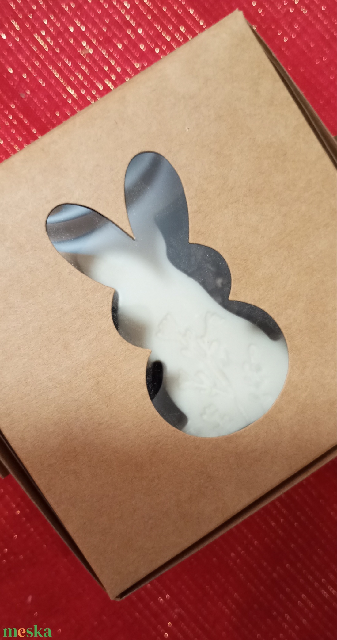 Díszcsomagolásban nyuszi alakú méhviaszos szappan  - szépségápolás - szappan & fürdés - kézműves szappan - Meska.hu