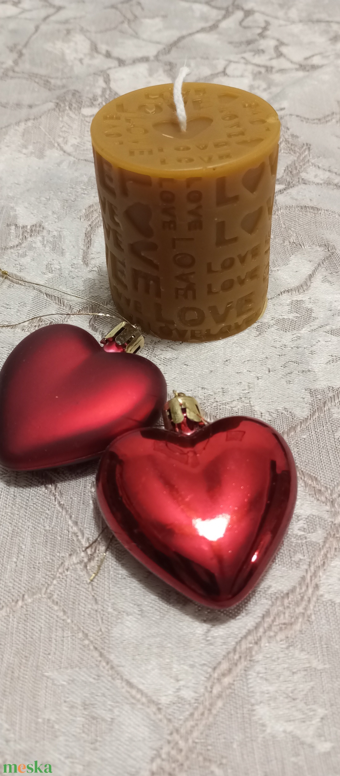 Love felirattal méhviasz gyertya  - kellékek & szerszámok - dekorációs kellékek - dekorációs gyertya - Meska.hu