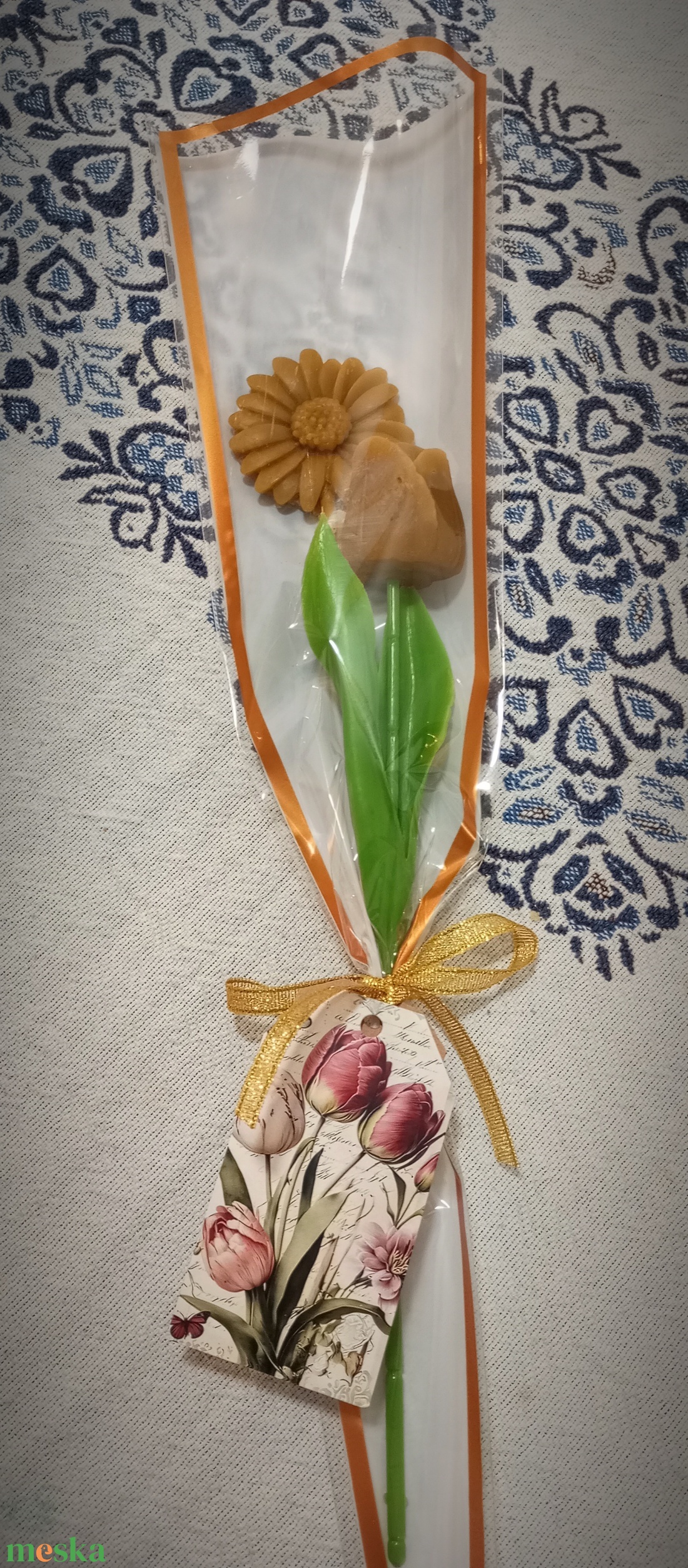 Méhviasz virág csokor - otthon & életmód - vallás - temetkezési tárgy - sírcsokor, virág dekoráció - Meska.hu