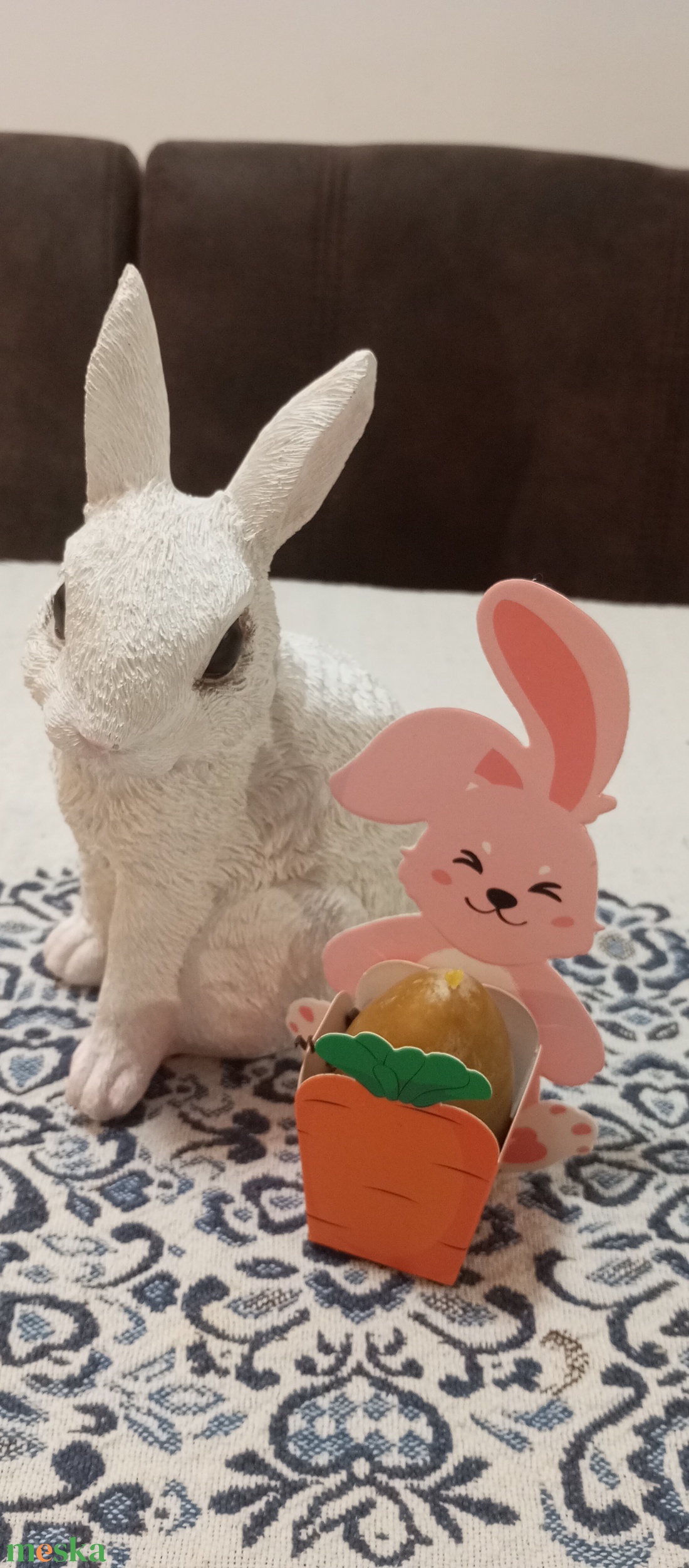 Nyuszis dobozban méhviasz gyertya  - kellékek & szerszámok - dekorációs kellékek - dekorációs gyertya - Meska.hu