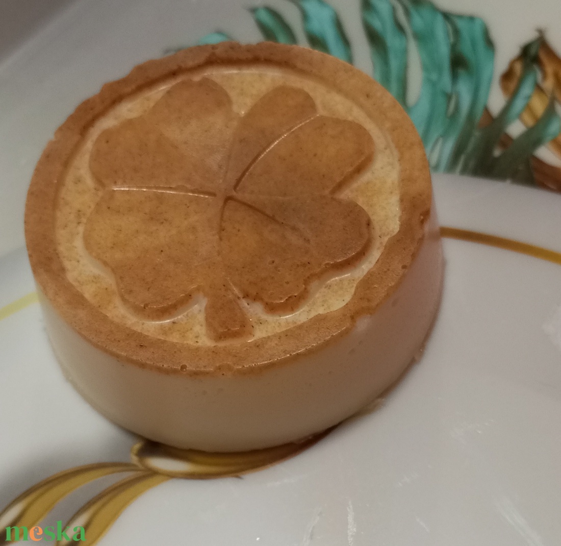 Méhviaszos kézműves szappan  - szépségápolás - szappan & fürdés - kézműves szappan - Meska.hu