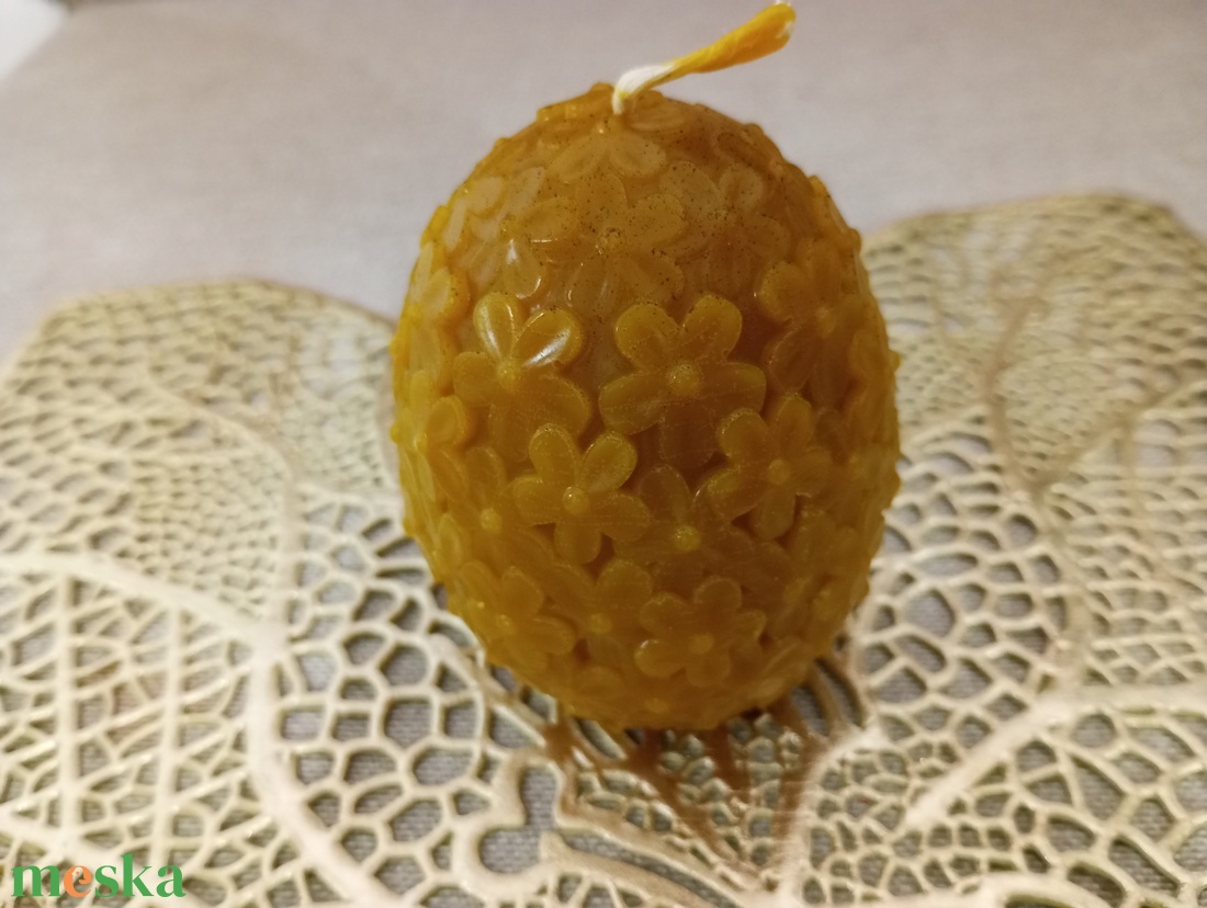 Nagy virágos tojás gyertya méhviaszból  - otthon & életmód - gyertya, illat, aroma - gyertya - Meska.hu