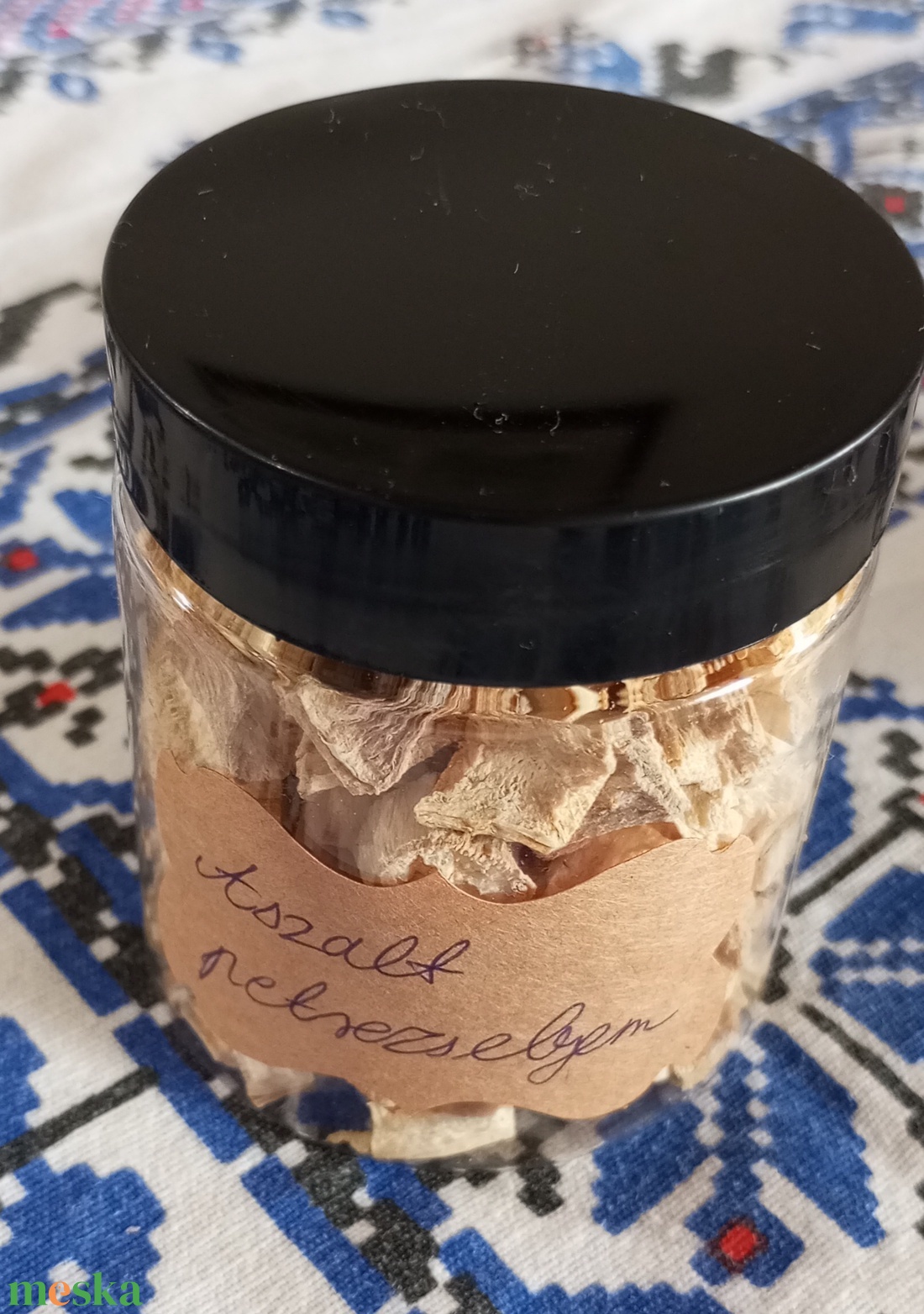 Aszalt petrezselyem gyökér  - élelmiszer - fűszer - Meska.hu