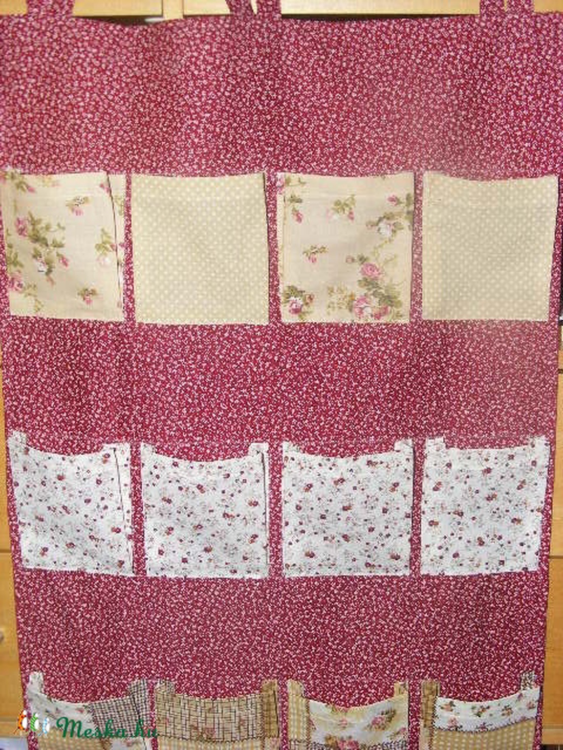 patchwork bordó kisvirágos zsebes tároló -  - Meska.hu