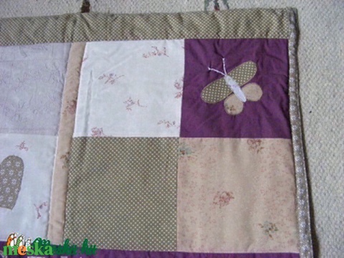 Lilás-drappos patchwork takaró, névre szóló - otthon & életmód - babaszoba, gyerekszoba - Meska.hu