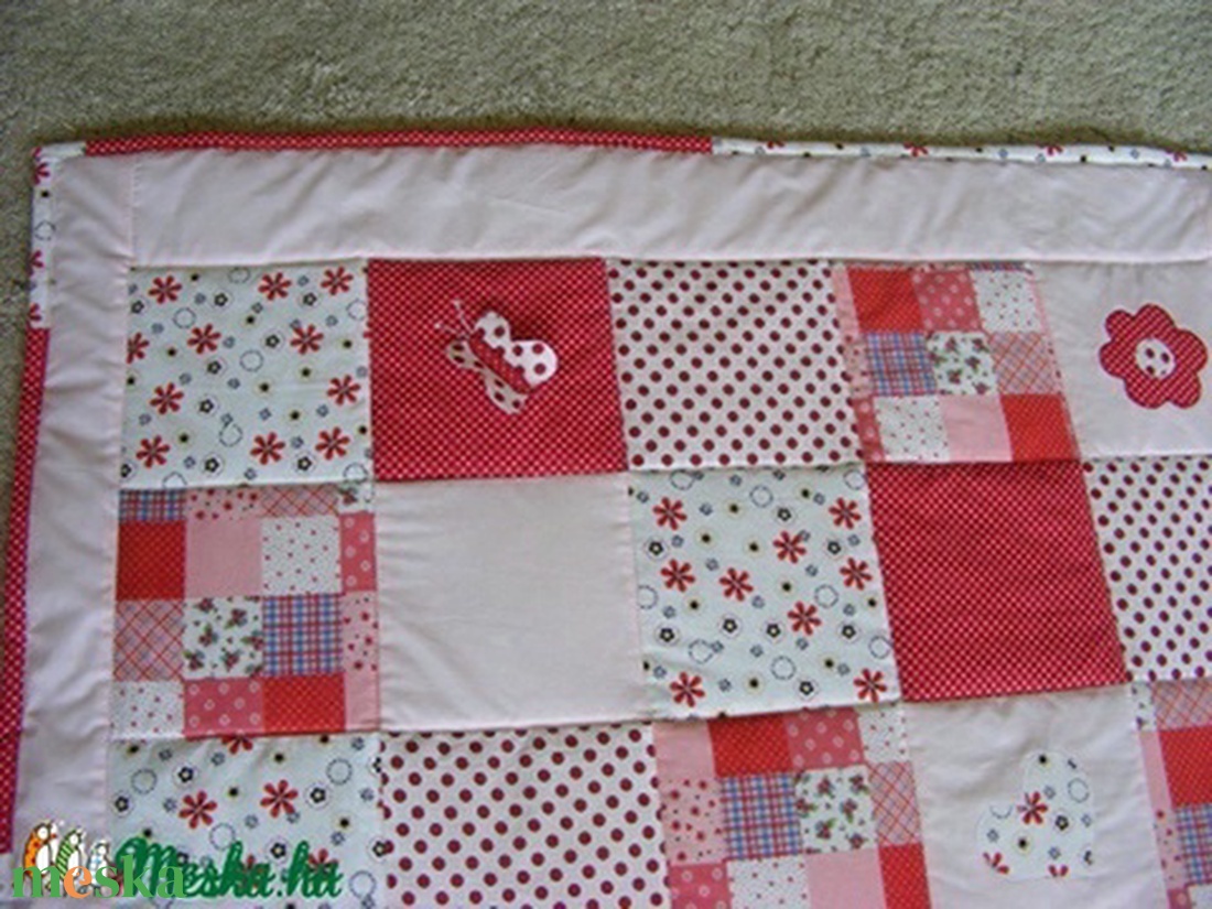 patchwork  takaró, piros-pöttyös, falvédőnek is megfelel - otthon & életmód - babaszoba, gyerekszoba - babatakaró, gyerek pléd - Meska.hu