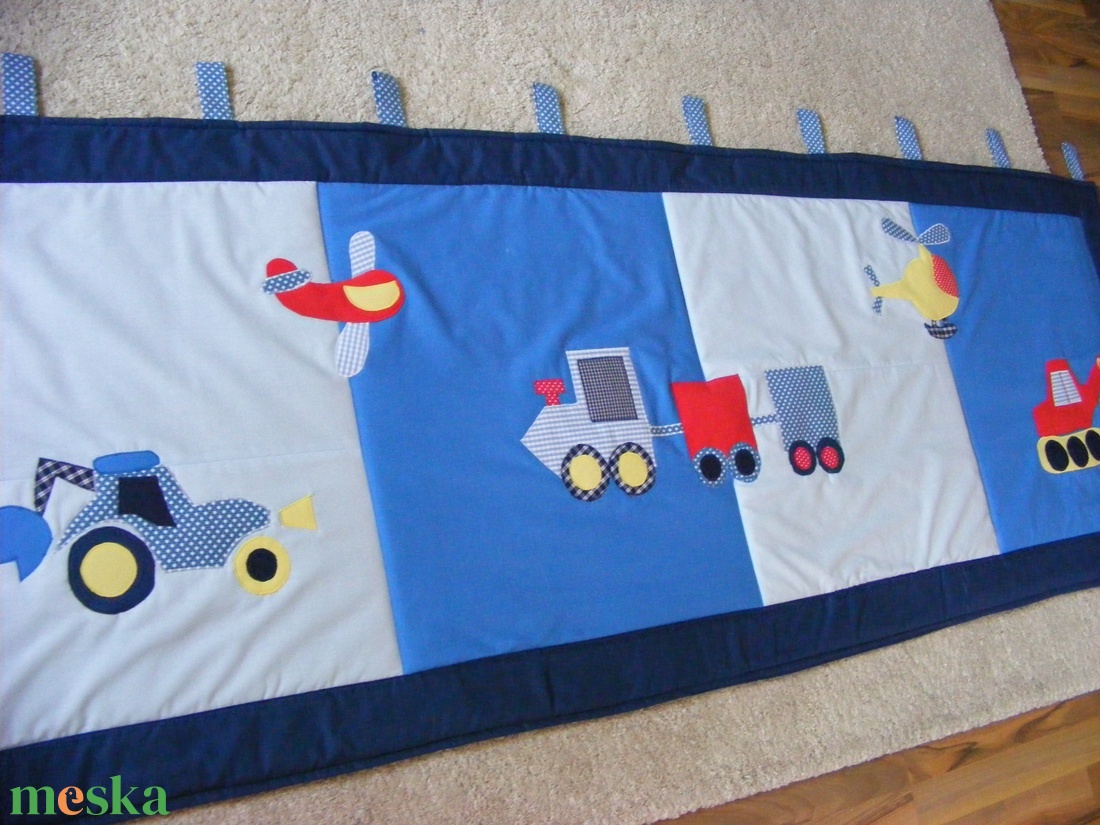 Járműves patchwork falvédő, takaró járművekkel kék - otthon & életmód - babaszoba, gyerekszoba - babatakaró, gyerek pléd - Meska.hu