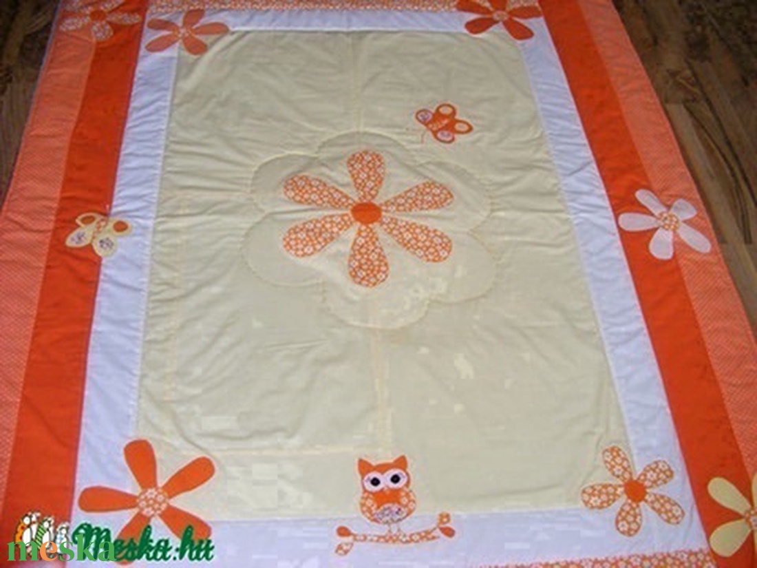 Narancssárga patchwork falvédő, takaró bagoly és virág applikációval - otthon & életmód - babaszoba, gyerekszoba - falvédő gyerekszobába - Meska.hu Narancssárga patchwork falvédő, takaró bagoly és virág applikációval - otthon & életmód - babaszoba, gyerekszoba - falvédő gyerekszobába - Meska.hu
