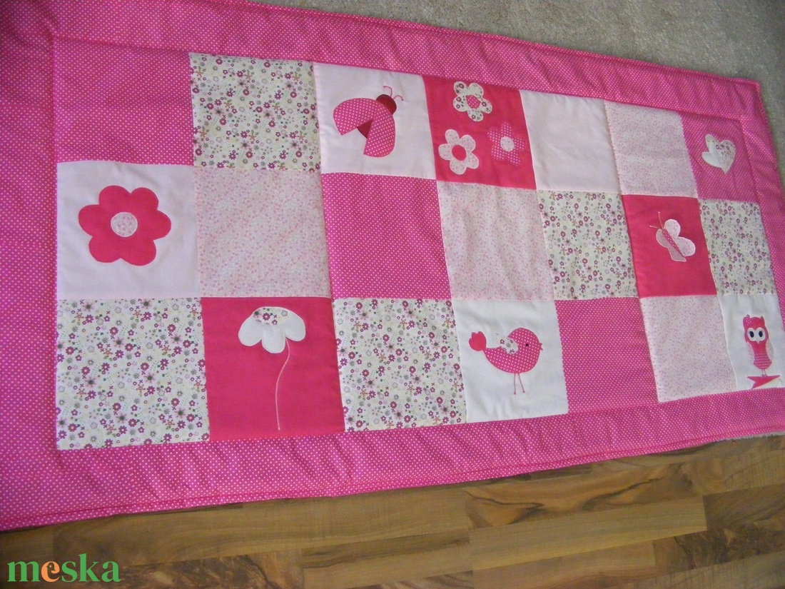 Patchwork falvédő, takaró virág, katica díszítéssel - otthon & lakás - babaszoba, gyerekszoba - falvédő gyerekszobába - Meska.hu Patchwork falvédő, takaró virág, katica díszítéssel - otthon & lakás - babaszoba, gyerekszoba - falvédő gyerekszobába - Meska.hu
