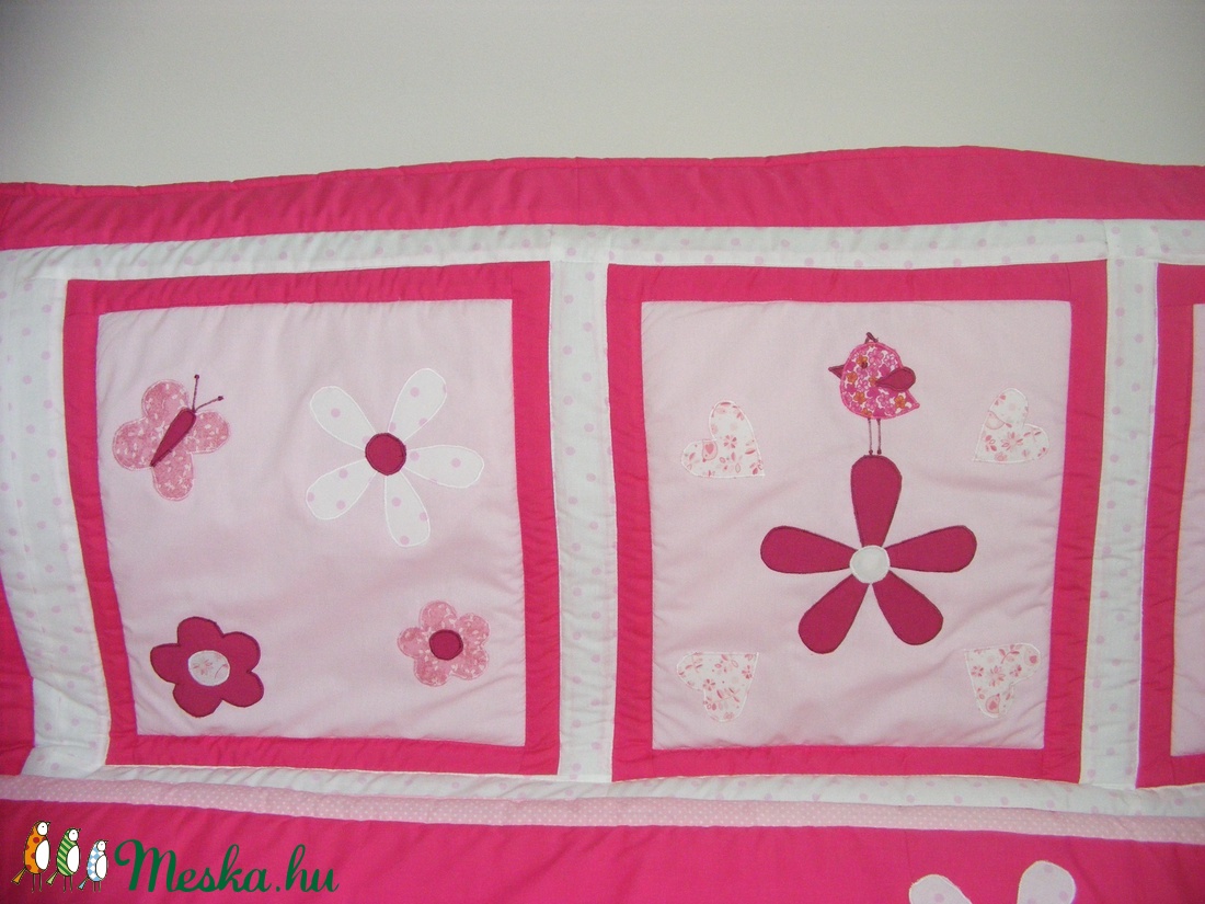 Pink patchwork takaró, falvédő virág, és pillangó mintával - RENDELHETŐ - otthon & lakás - lakástextil - ágytakaró - Meska.hu Pink patchwork takaró, falvédő virág, és pillangó mintával - RENDELHETŐ - otthon & lakás - lakástextil - ágytakaró - Meska.hu